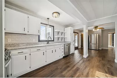 49 Pine St, Clarksville, PA 15322 - Photo 6