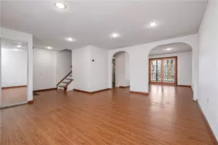 4360 Hemlock Cir, Hampton, PA 15101 - Photo 4