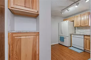 4360 Hemlock Cir, Hampton, PA 15101 - Photo 14