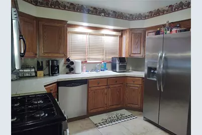 145 College Ave, Hempfield Township, PA 16125 - Photo 4