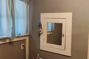 313 Jefferson St, Oil City, PA 16301 - Photo 6