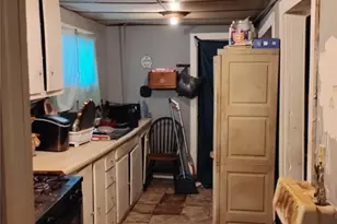 313 Jefferson St, Oil City, PA 16301 - Photo 8