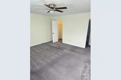 1492 Yorktown, Cecil, PA 15055 - Photo 14