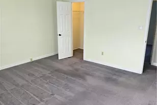 1492 Yorktown, Cecil, PA 15055 - Photo 14