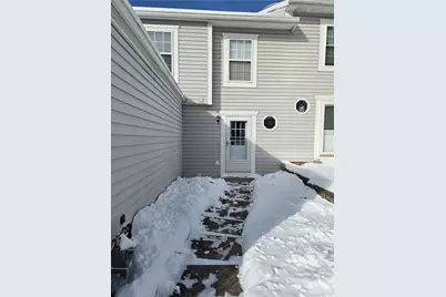 1492 Yorktown, Cecil, PA 15055 - Photo 2