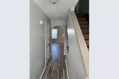 1492 Yorktown, Cecil, PA 15055 - Photo 4