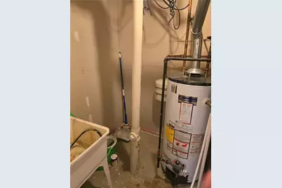 1492 Yorktown, Cecil, PA 15055 - Photo 26