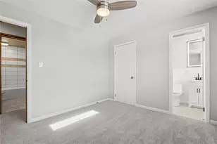 310 Hamilton Ave, Farrell, PA 16121 - Photo 16