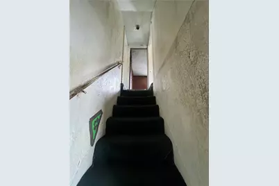 220 Mylan St, Oil City, PA 16301 - Photo 8