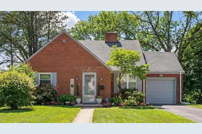 376 McClellan Dr, Pittsburgh, PA 15236 - Photo 1