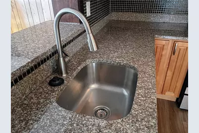 1115 Cascade Dr, West Homestead, PA 15120 - Photo 12