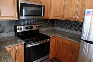 1115 Cascade Dr, West Homestead, PA 15120 - Photo 12