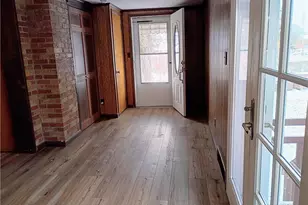 1115 Cascade Dr, West Homestead, PA 15120 - Photo 8