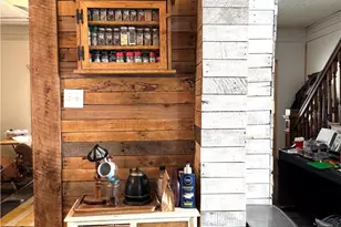 421 W Diamond St, Butler, PA 16001 - Photo 12