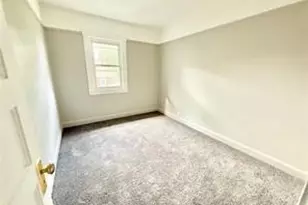 864 Vankirk St, Clairton, PA 15025 - Photo 6