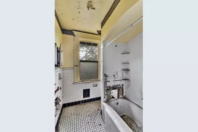 2040 Laketon Rd, Pittsburgh, PA 15221 - Photo 24