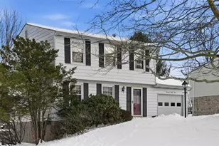 139 W Fair Meadows Dr, North Strabane, PA 15317 - Photo 2