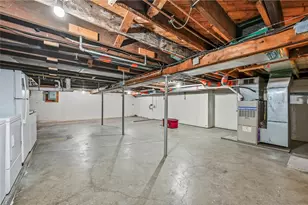 96 N Cres Dr, Hermitage, PA 16148 - Photo 16