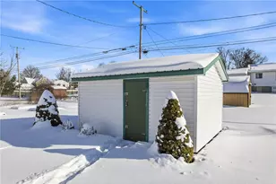 96 N Cres Dr, Hermitage, PA 16148 - Photo 22