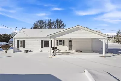 96 N Crescent Dr, Hermitage, PA 16148 - Photo 18