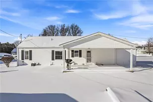 96 N Cres Dr, Hermitage, PA 16148 - Photo 18