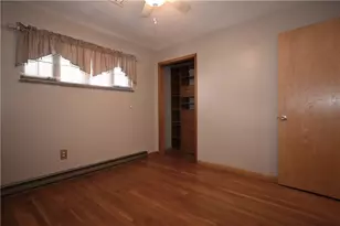 4355 E Barlind Dr, Pittsburgh, PA 15227 - Photo 20