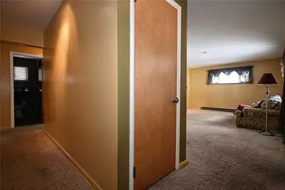 4355 E Barlind Dr, Pittsburgh, PA 15227 - Photo 20