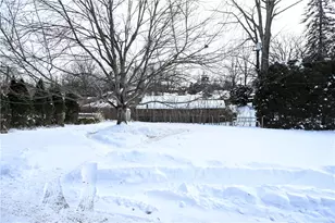 4355 E Barlind Dr, Pittsburgh, PA 15227 - Photo 38