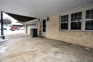 4355 E Barlind Dr, Pittsburgh, PA 15227 - Photo 36