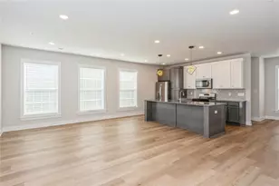 701 Halcyon Ln, Cranberry Township, PA 16066 - Photo 8