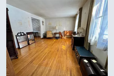 133 Spartan Dr, Bethel Park, PA 15102 - Photo 10