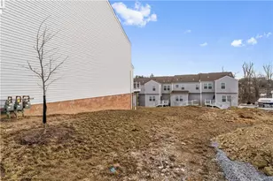 171 Lockeed Dr, Moon/Crescent Twp, PA 15108 - Photo 28