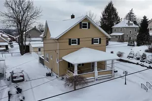 910 Temple Ave, New Castle, PA 16101 - Photo 2