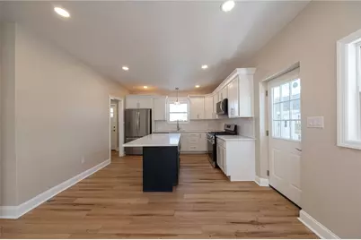 330 Spruce St, Latrobe, PA 15650 - Photo 8