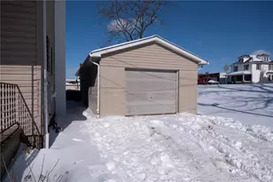 330 Spruce St, Latrobe, PA 15650 - Photo 32