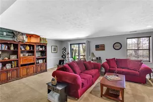 422 Edgetree Ln, Murrysville, PA 15668 - Photo 24