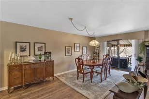 422 Edgetree Ln, Murrysville, PA 15668 - Photo 10