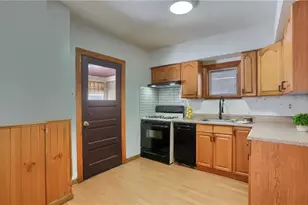 1536 Vance Ave, Coraopolis, PA 15108 - Photo 16