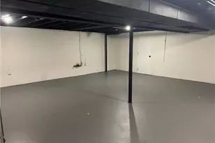 214 Barbara Dr, Kennedy Township, PA 15136 - Photo 14