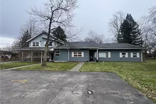 129 S Buhl Farm Dr, Hermitage, PA 16148 - Photo 2