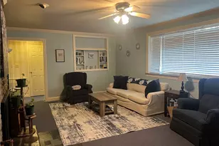 129 S Buhl Farm Dr, Hermitage, PA 16148 - Photo 6