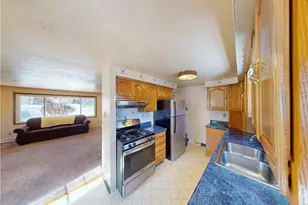 135 Thomas Ave, Butler, PA 16001 - Photo 8