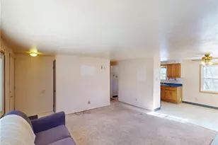 135 Thomas Ave, Butler, PA 16001 - Photo 4