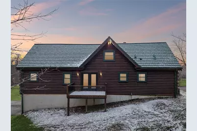 315 Frankfort Springs Dr, Hanover Township, PA 15043 - Photo 2