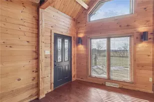 315 Frankfort Springs Dr, Hanover Township, PA 15043 - Photo 8