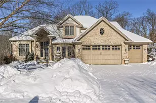 807 Gallant Fox Ln, Cranberry Township, PA 16066 - Photo 1