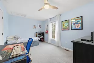 213 Oak Highland Dr, Moon/Crescent Twp, PA 15108 - Photo 18