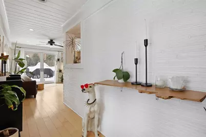 824 Foxland Dr, Pittsburgh, PA 15243 - Photo 6