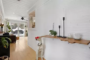 824 Foxland Dr, Pittsburgh, PA 15243 - Photo 6