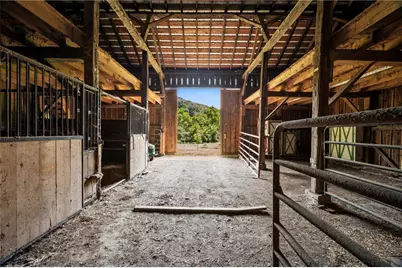 117 White Thorn Rd, Salem Township, PA 15670 - Photo 36